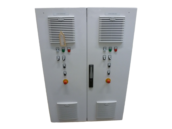 Control cabinet for two automatic mooring winches of a mega yacht